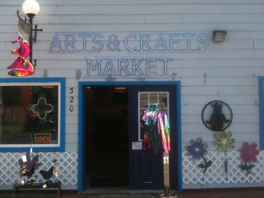 Washed Ashore Arts Crafts & More, Rockaway Beach
