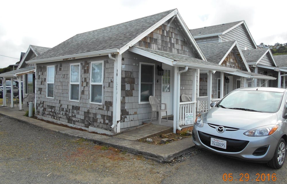 Ocean Side Cottages, Rockaway Beach